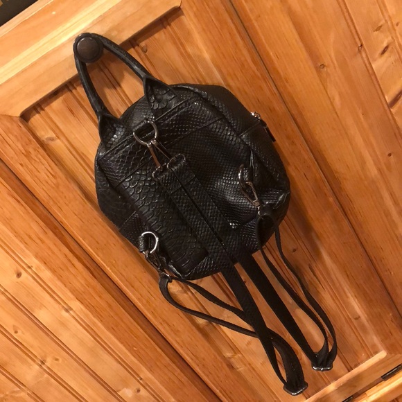 BCBG mini backpack - Picture 4 of 8